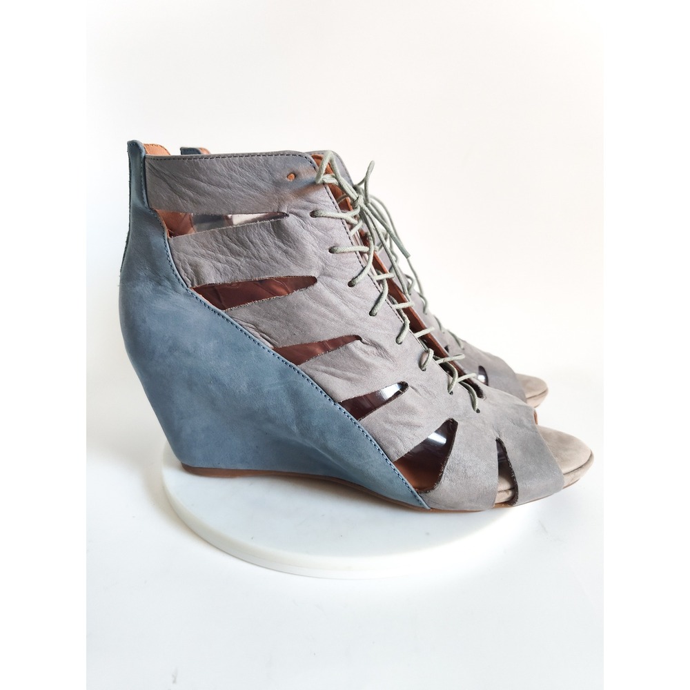 Gentle Souls Wedge Sandals 7.5 Two-Tone Blue Leather Caged Lace Up Boho Shoes